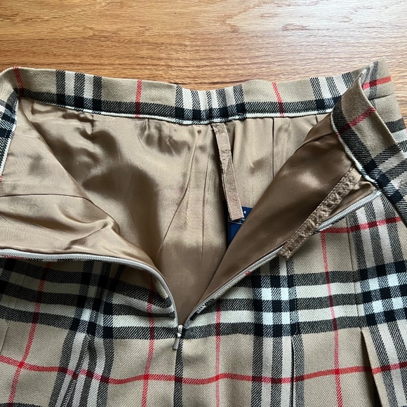 Burberry’s Nova Check long wool skirt women’s UK8/US XS England - Picture 3 of 3